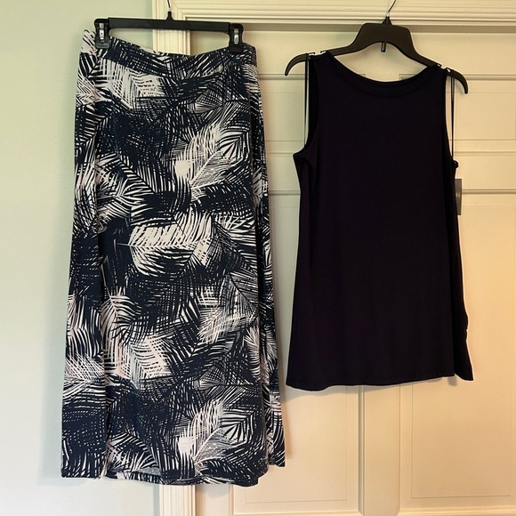 Navy Blue Sleeveless Tunic Top Layering Top Industrial Blue NEW WITH TAGS Small - Picture 11 of 11